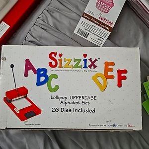 SIZZIX LOLLIPOP UPPERCASE ALPHABET SET